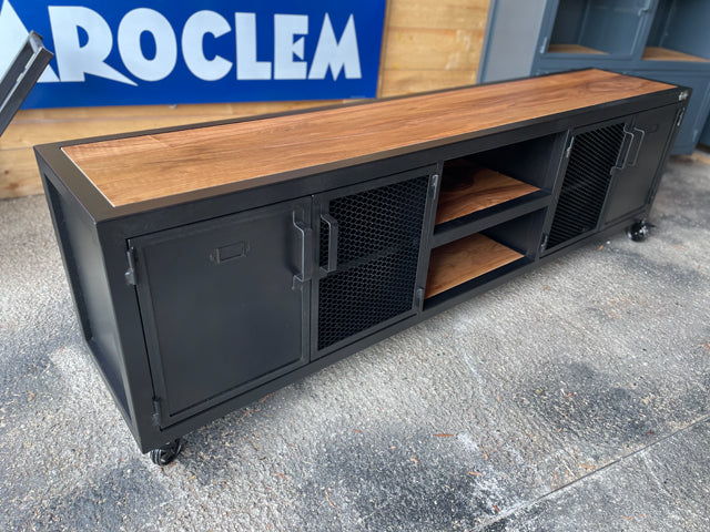 Meuble TV industriel métal et noyer PRIX de base: 1590€ réf 3906