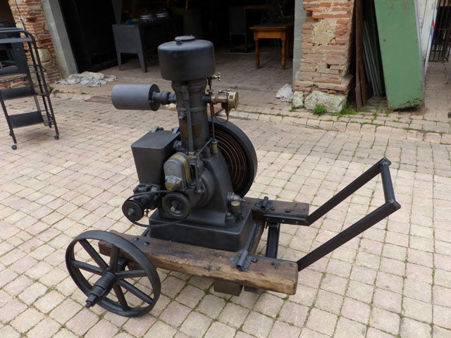 Moteur fixe Bernard 1930