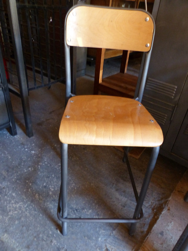 Chaise industrielle haute 1970