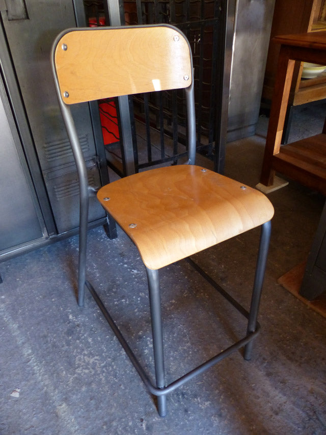 Chaise industrielle haute 1970