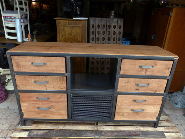 Buffet industriel métal et chêne PRIX de base1590€ réf 2718