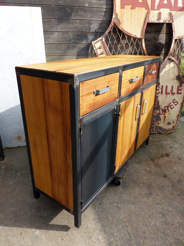 Buffet industriel métal iroko PRIX de base: 1300€ réf 2736