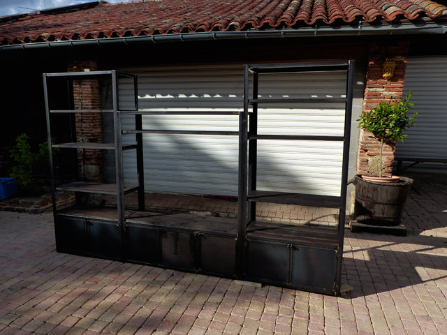 Bibliothèque industriel Prix de base: 1600€ réf 2698