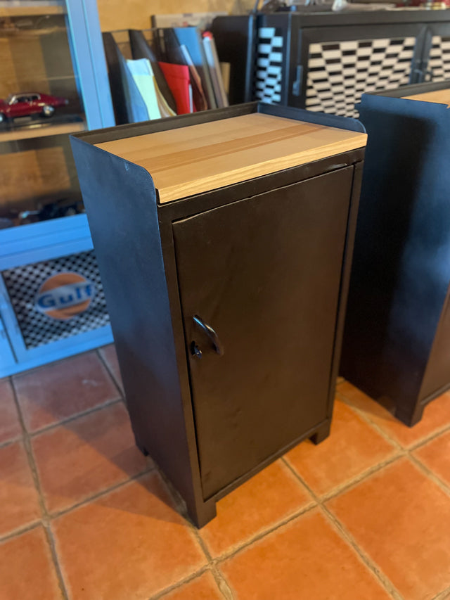 Petit buffet d'atelier 1950