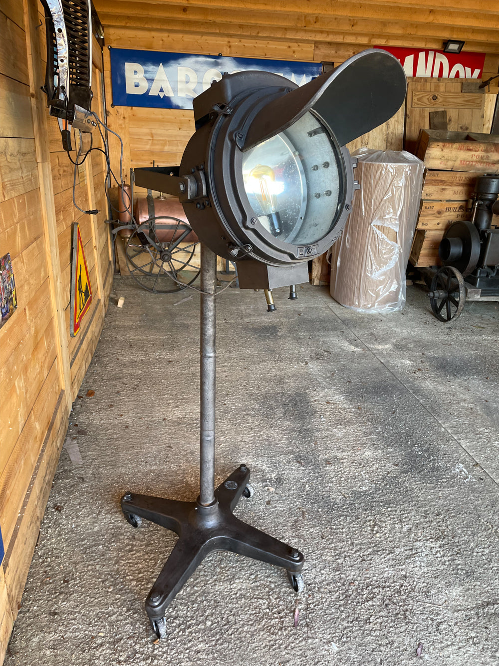 Projecteur BB+ 1950 réf 4027