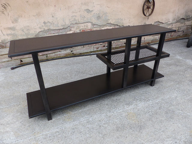 Table basse tout métal PRIX de base : 690€ réf 3622