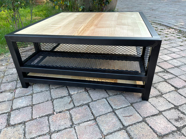 Table de salon double plateau PRIX de base: 850€ réf 3707