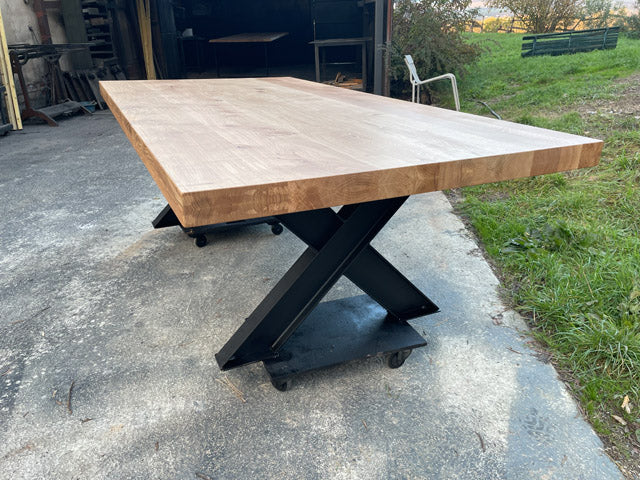 Table industrielle plateau chêne 80 PRIX de base:1990€ réf 3975