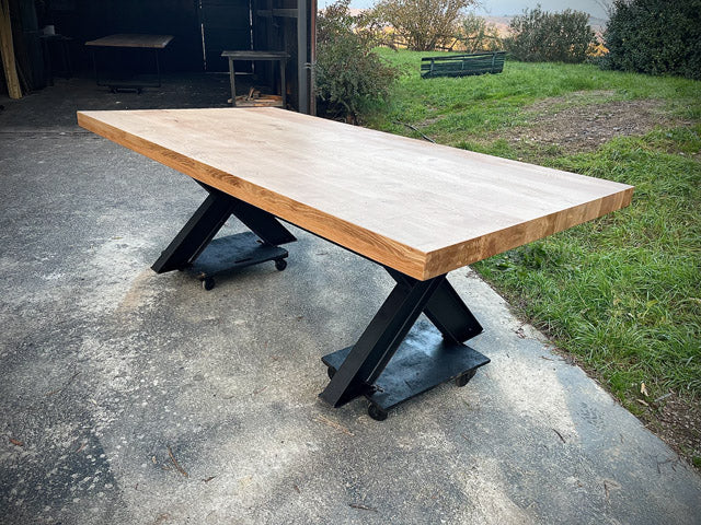 Table industrielle plateau chêne 80 PRIX de base:1990€ réf 3975