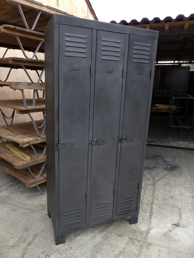 Vestiaire 3 portes 1970