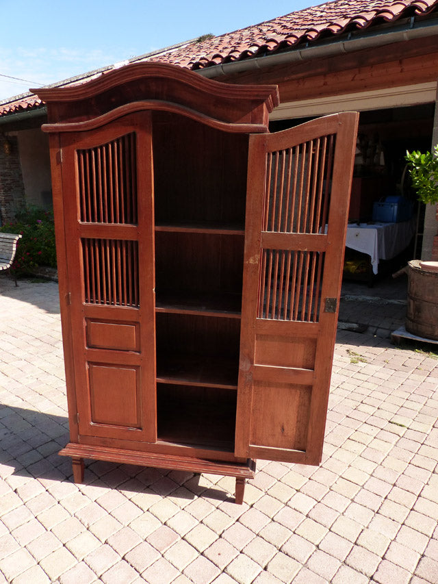 Armoire bibliothèque style colonial