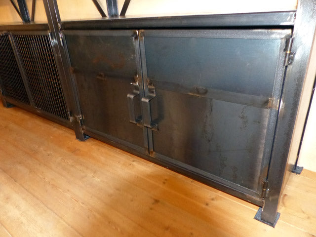 Bibliothèque industriel Prix de base :1500€ réf 3035