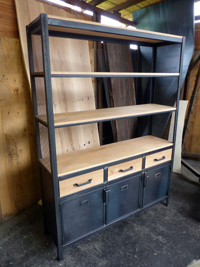 Bibliothèque industrielle métal et chêne PRIX de base: 1450€ réf 3473
