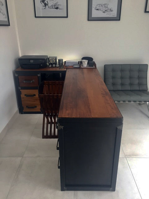 Bureau d'angle industriel PRIX de base: 1600€ réf 3045