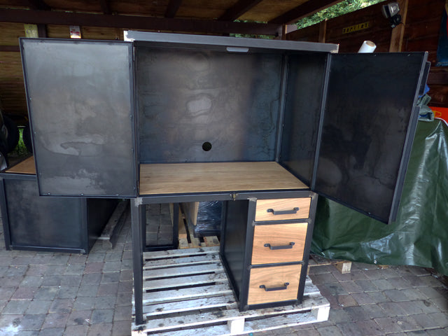 Bureau industriel fermè PRIX de base: 1490€ réf 3198