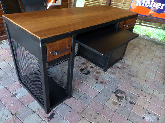 Bureau industriel PRIX de base: 1290€ réf 3193