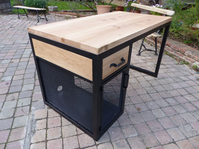 Bureau design industriel PRIX de base: 990€ réf 3585