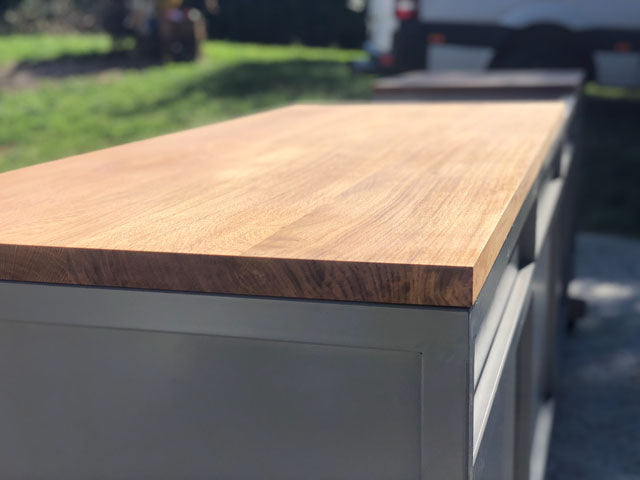 Cuisine d'été design industriel PRIX de base: 4500€ réf 3716