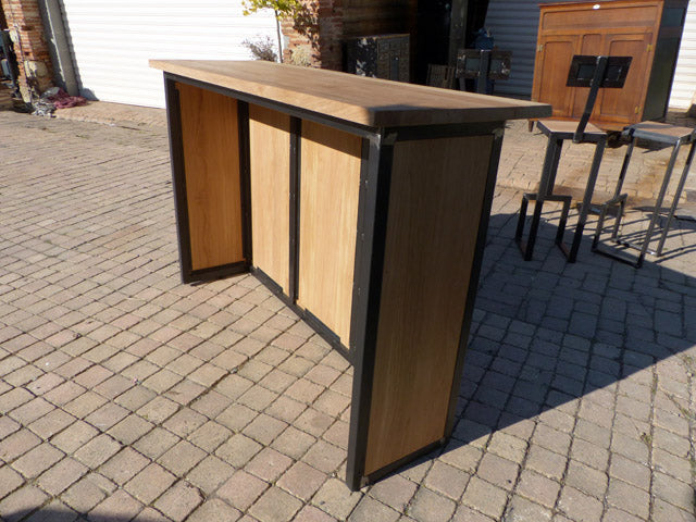 Comptoir industriel bois chêne et métal PRIX de base: 1450€ réf 3345