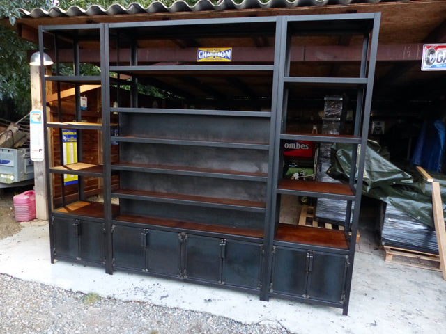 Grande bibliothèque industrielle PRIX de base: 2600€ réf 3190