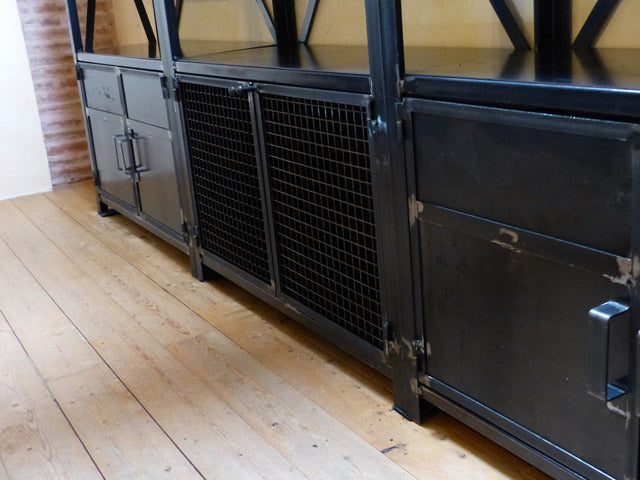 Bibliothèque industriel Prix de base :1500€ réf 3035