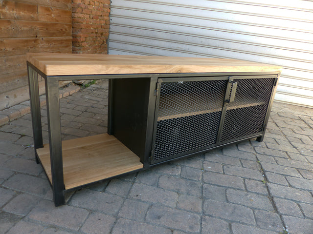 Meuble TV industriel chêne et métal brut PRIX de base:990€ réf 3408