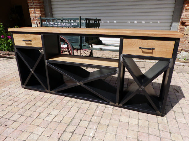 Buffet industriel cave à vin PRIX de base: 1700€ réf 3403