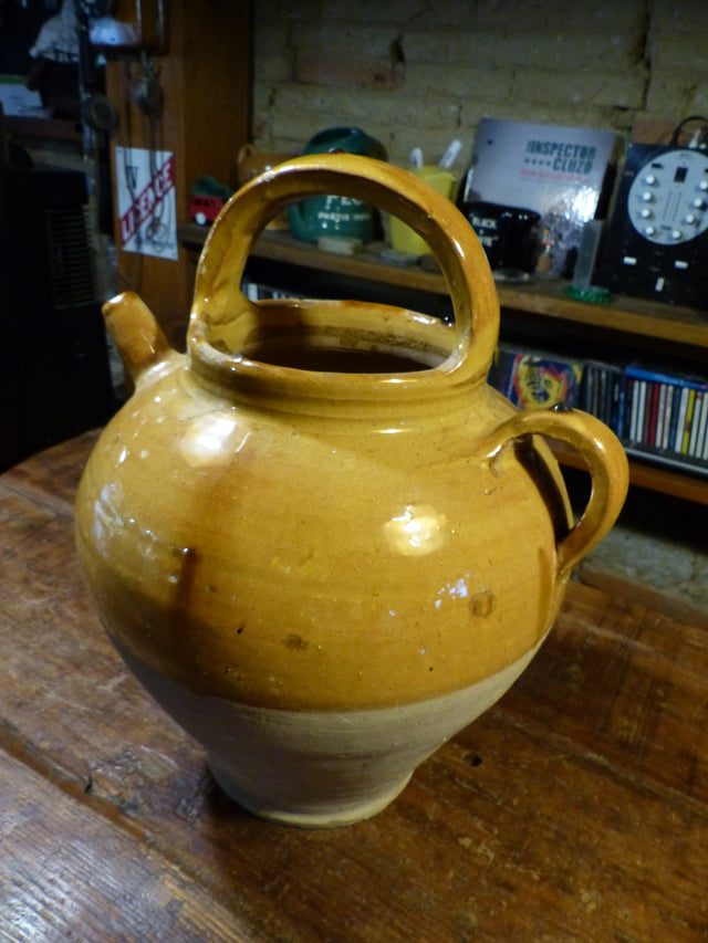 Pot à l'huile et à graisse vernisè