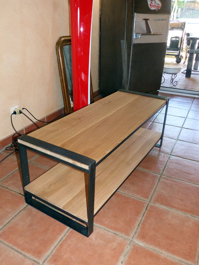 Table basse industrielle "conférence" PRIX de base: 650€ réf 3506