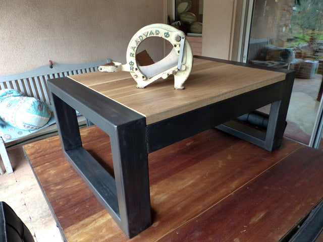 Table basse métal chêne PRIX de base: 790€ réf 3316