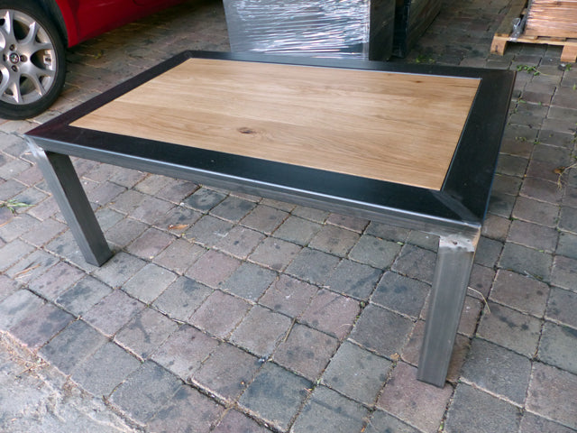 Table basse industrielle métal et bois PRIX de base: 490€ réf 2598