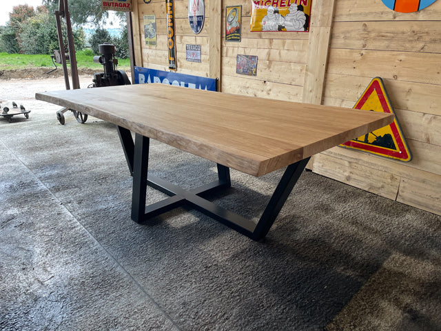 Table sur mesure en bois et metal