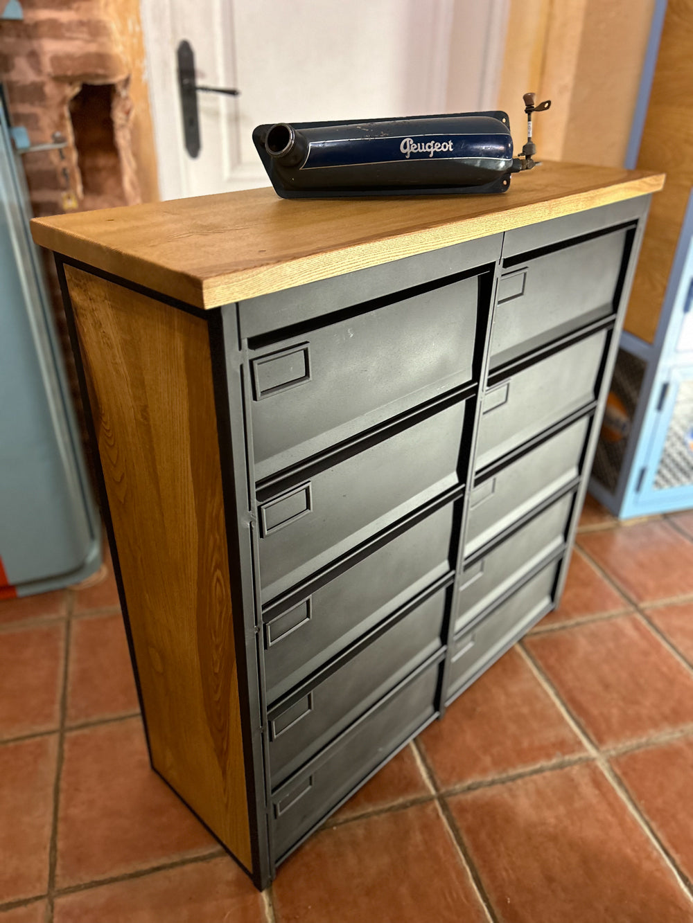 Meuble 10 clapets  Roneo 1960 Réf 4207