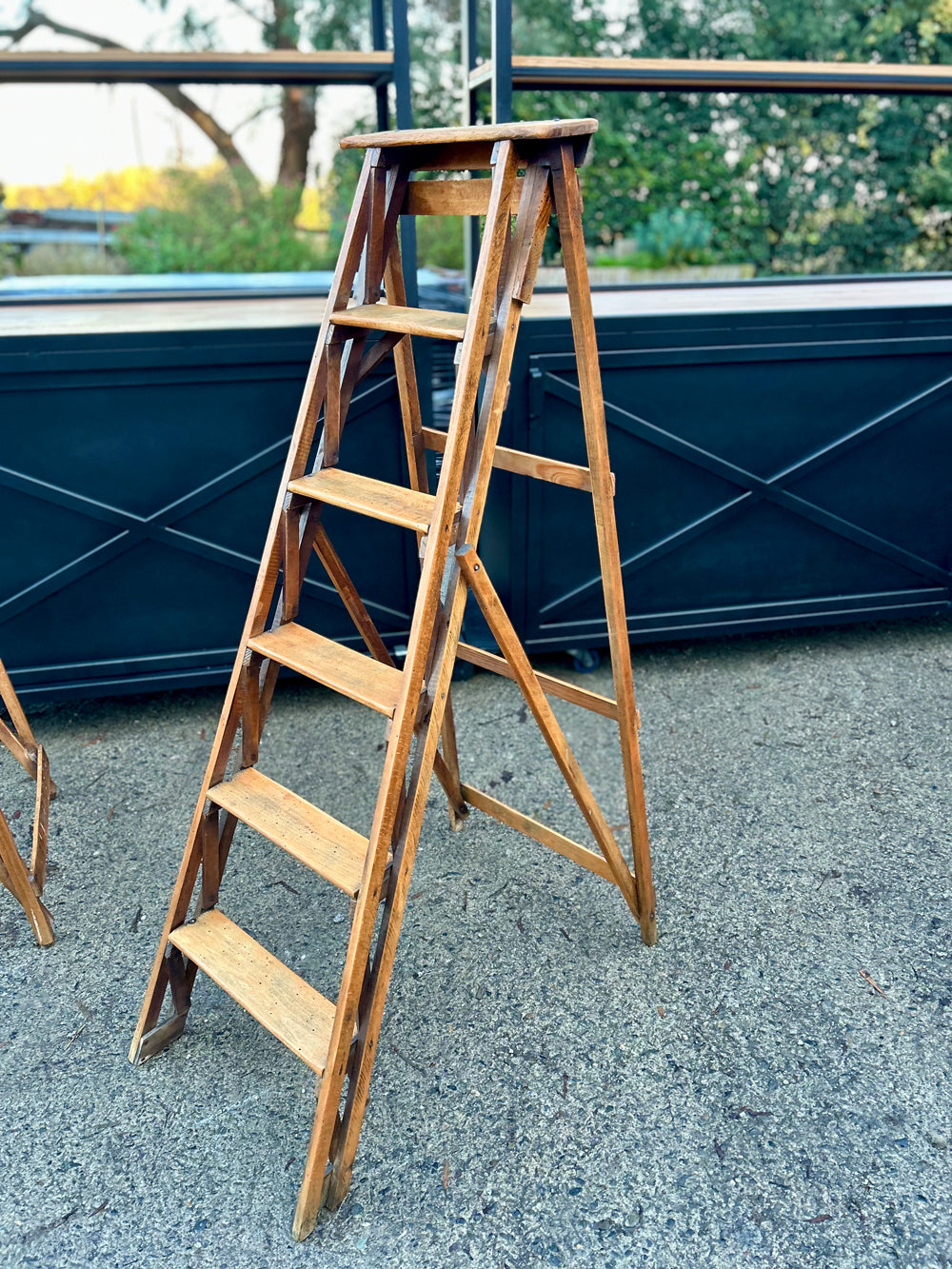 Echelle de peintre vintage 1950  5 marches  réf 4357