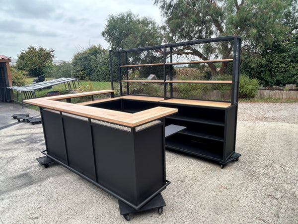 Comptoir et arrière comptoir design industriel Réf 4489 Prix de base 5300€