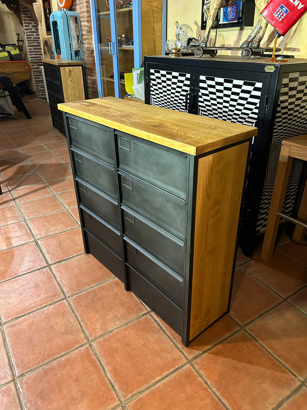 Meuble à 8 clapets Roneo 1960 réf 4206