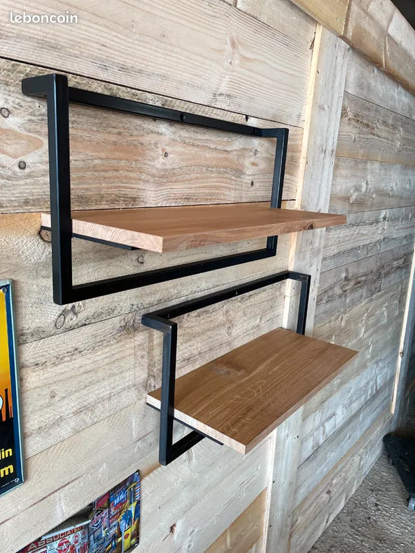 Etagères murale  PRIX de base : 170€   réf 3770