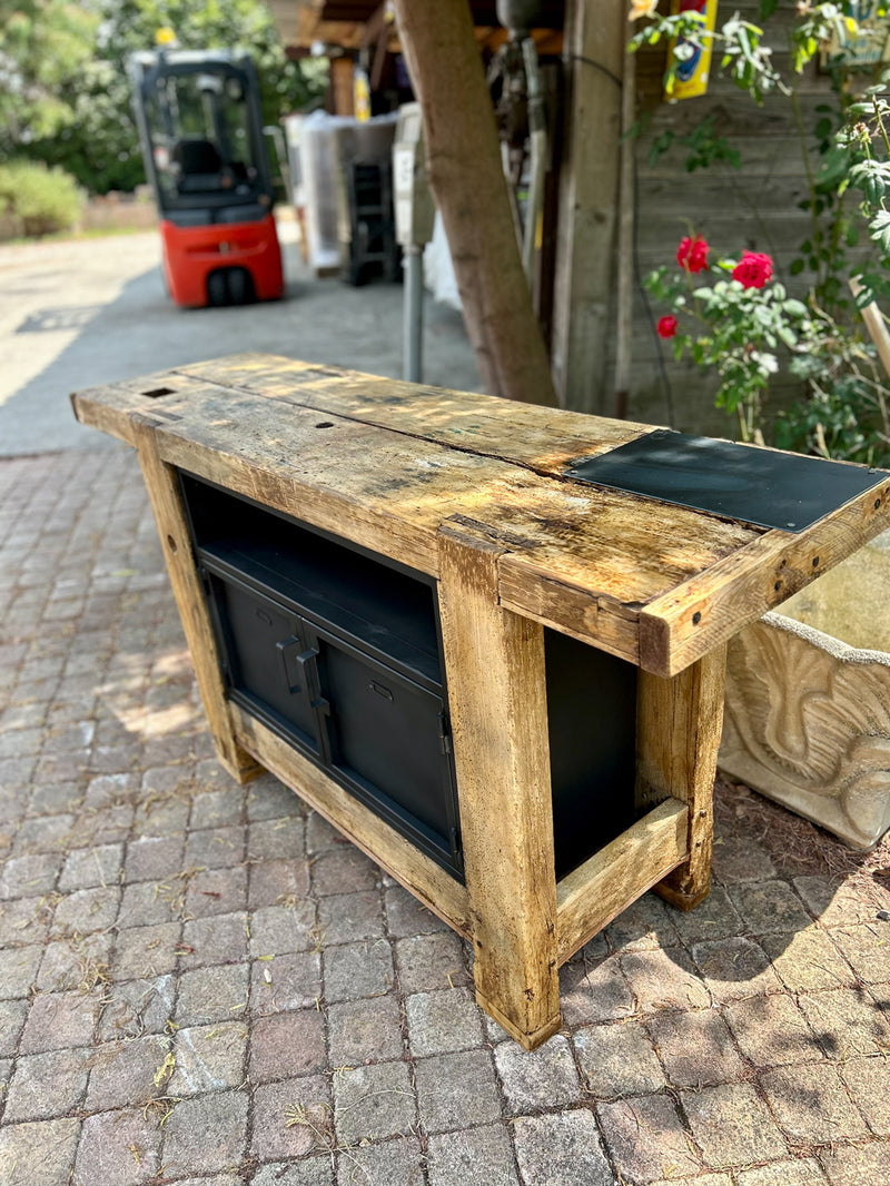 Etabli menuisier 2 portes plus niche Réf 4542