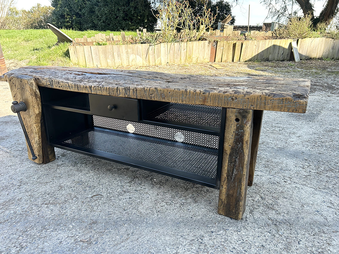 Ancien établi modifiè en meuble TV RF 4655