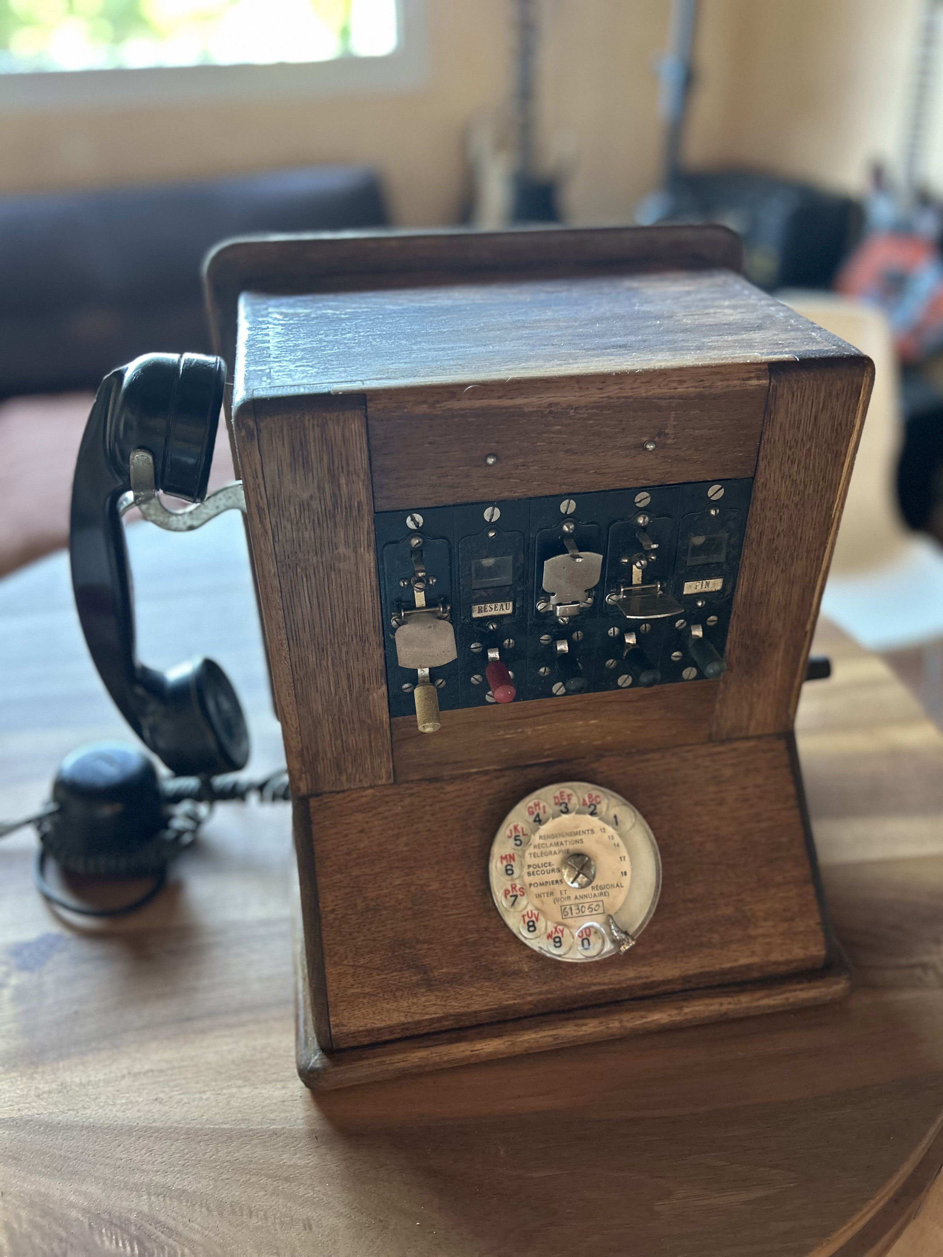 Ancien standard téléphonique 1960