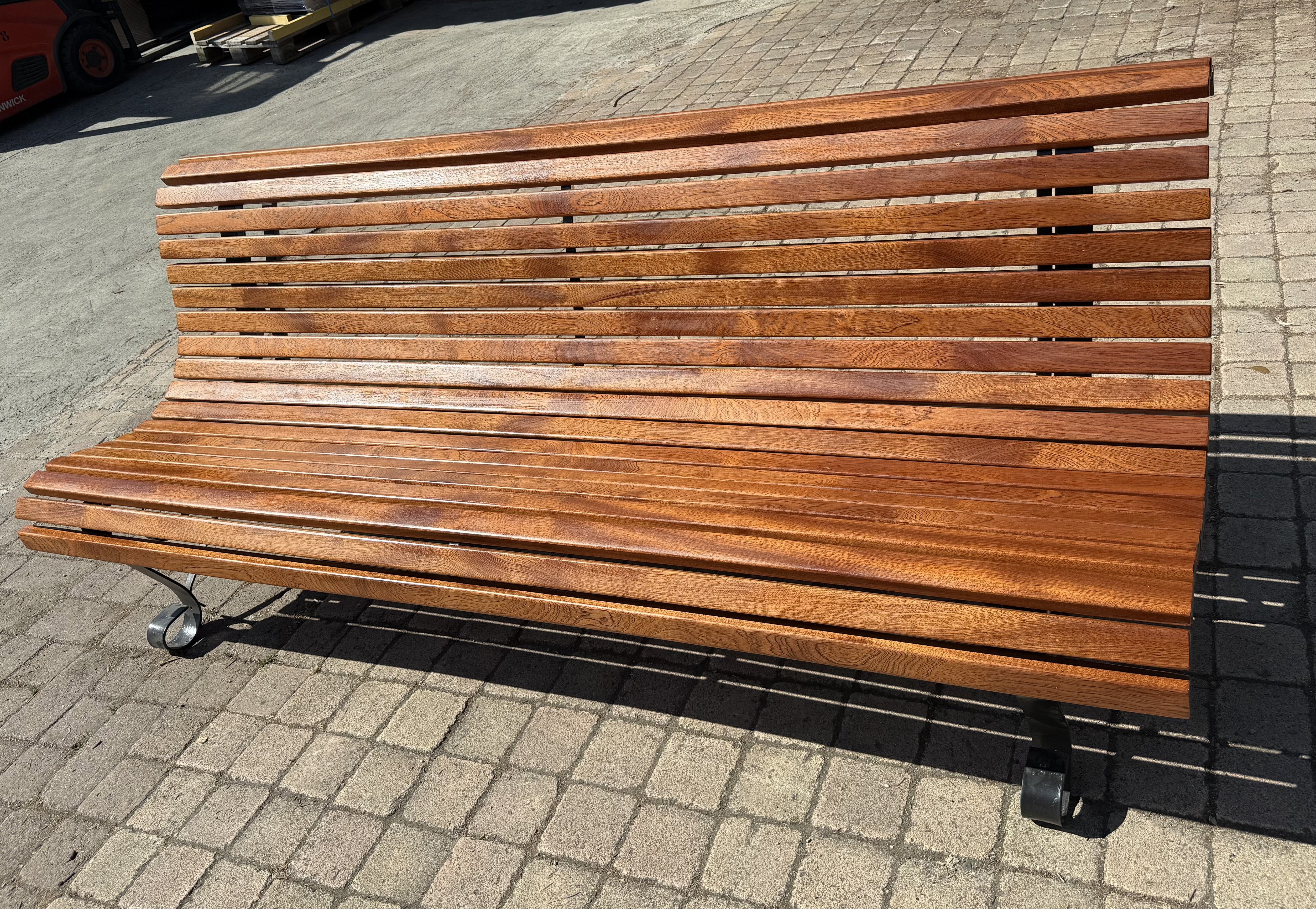 Banc exterieur en fer forgé