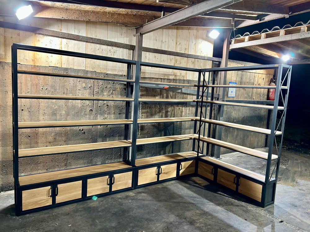 Bibliothèque d'angle métal et chêne création Prix de basse  7000€  Réf 4188