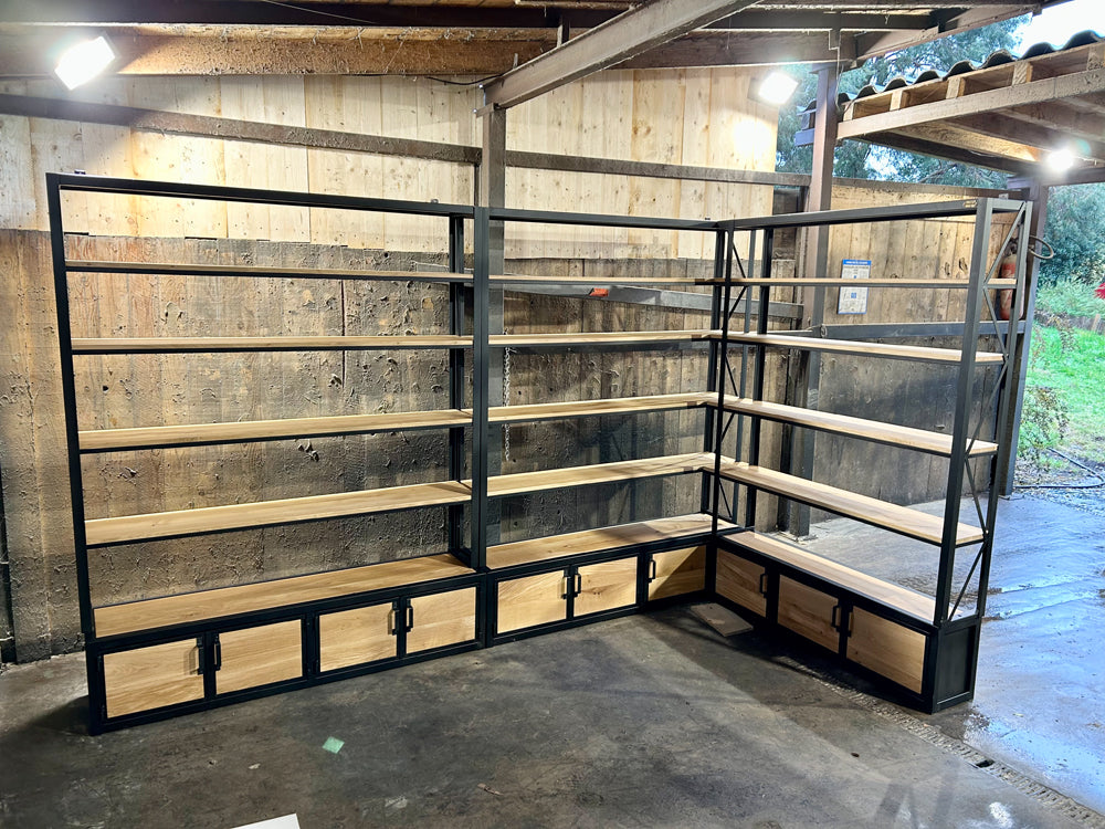 Bibliothèque d'angle métal et chêne création Prix de basse  7000€  Réf 4188