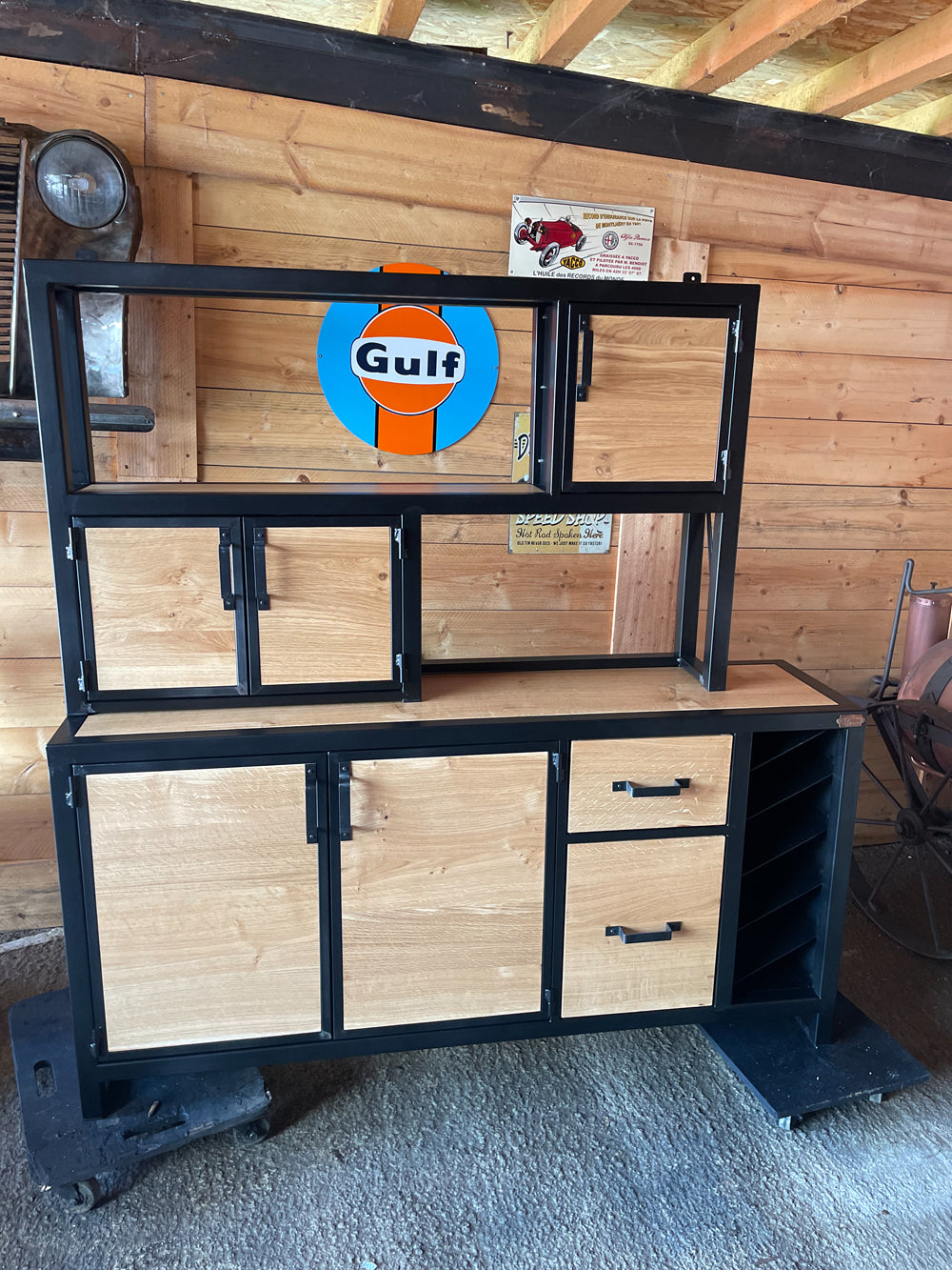 Buffet 2 corps range bouteilles Réf 4066 Prix de base : 1950€