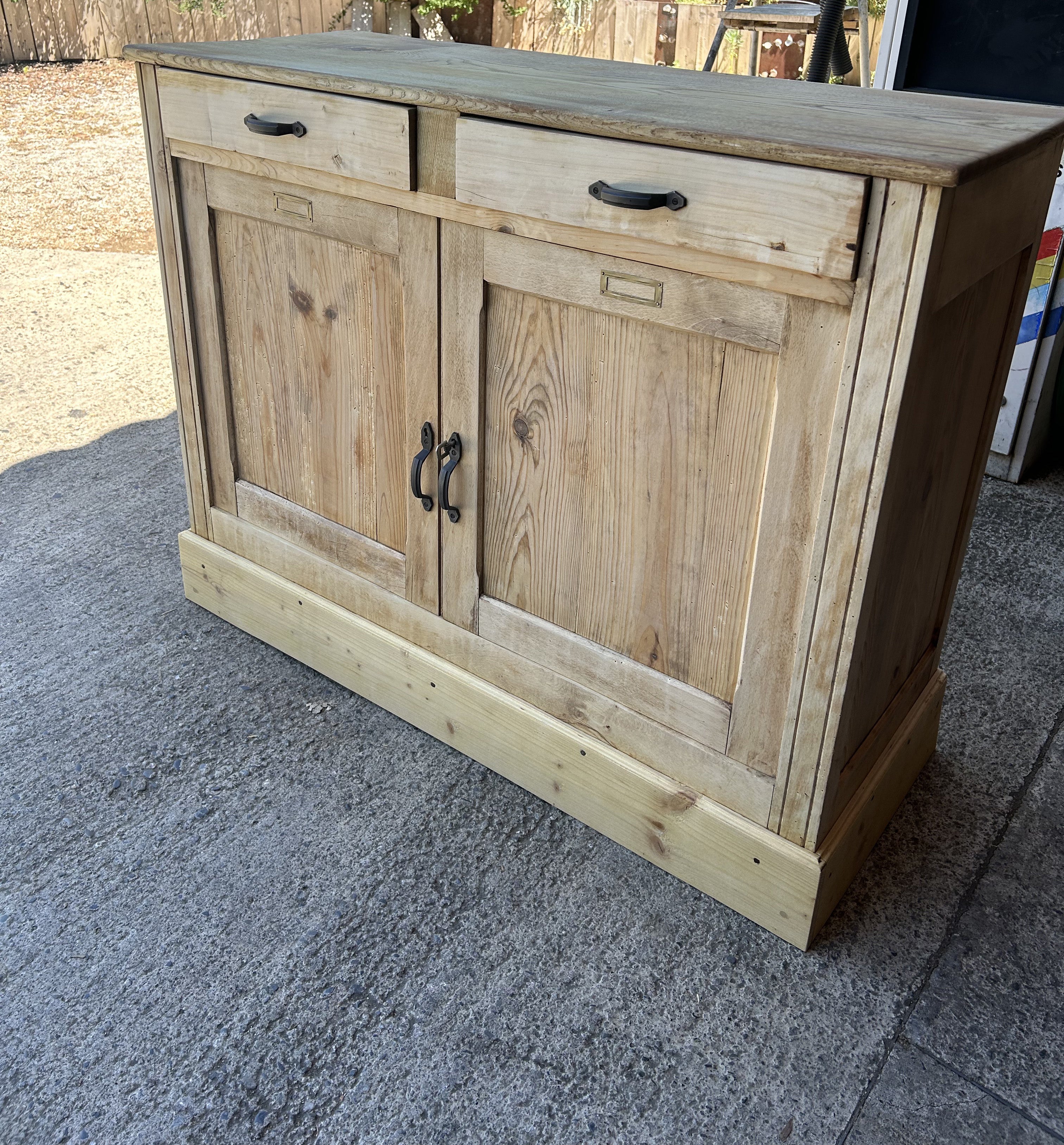 Buffet d'épicerie 2 portes et 2 tiroirs 1900-RF4708