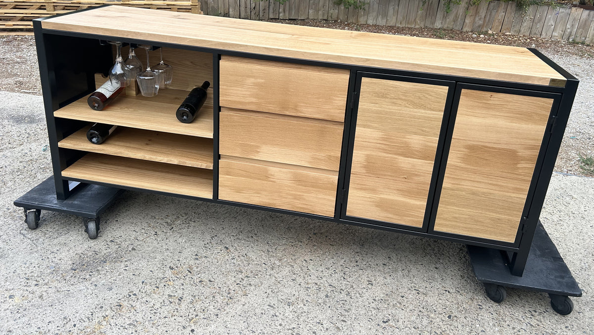 Buffet présentoir bouteilles