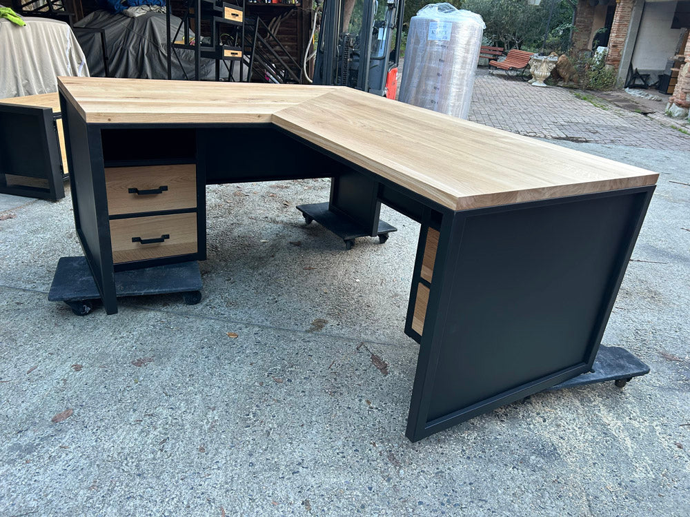Bureau design industriel d'angle - Réf 4610 - Prix de base 2400€