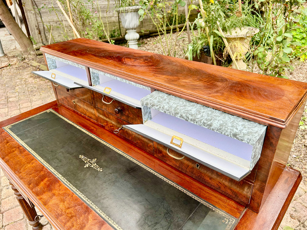 Bureau Napoléon III à Gradin Acajou Massif