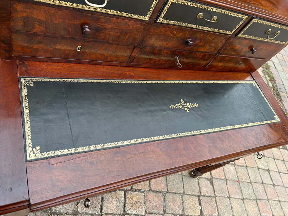 Bureau Napoléon III à Gradin Acajou Massif