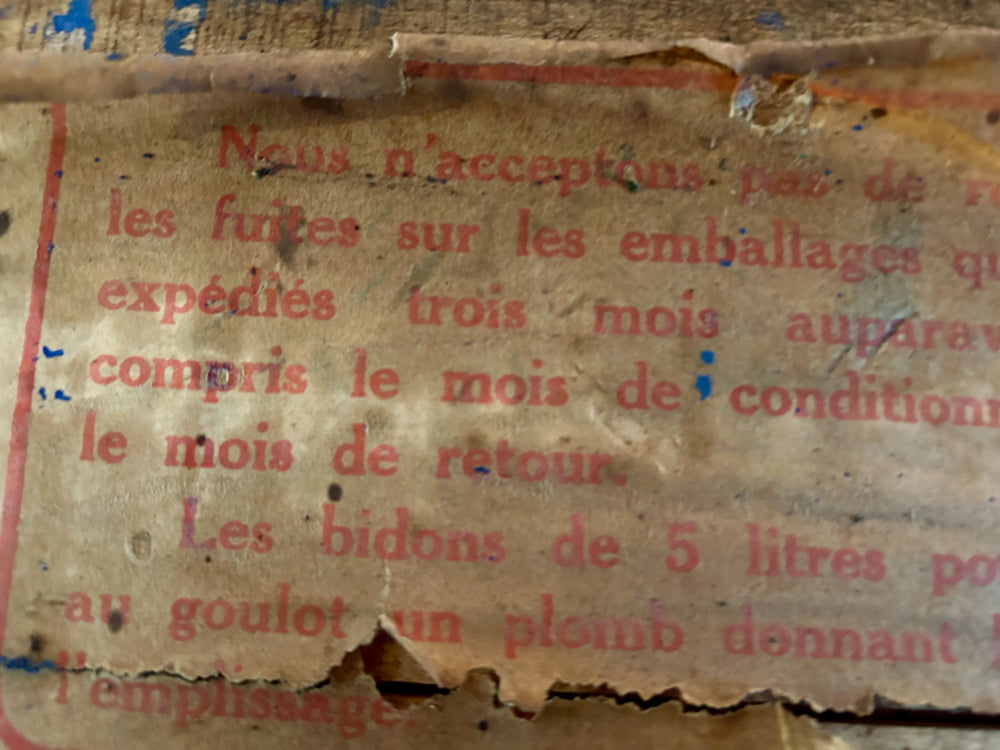 Caisse Automobiline  avec 7 bidons  1920 Réf 4150